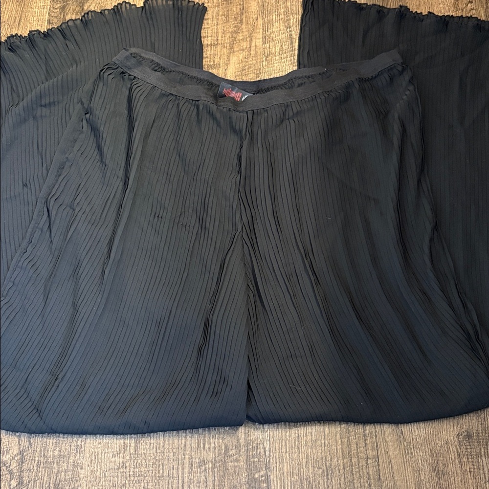 Bluebella Flowy Black Wide-leg Pleated Palazzo Maxi Pants Dressy Comfort